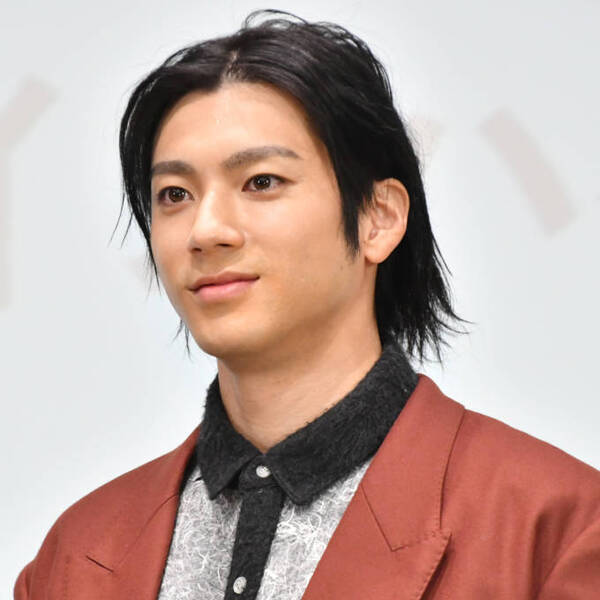 山田裕貴 デビュー作への思い 長髪姿のライダースshotに反響 似合いすぎ 10年経ってもかっこいい 21年11月15日 エキサイトニュース