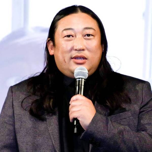 ロバート秋山 梅宮辰夫さんからの出産祝い振り返る 特権をいただいたんですよ 21年12月7日 エキサイトニュース