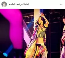 細くて綺麗 倖田來未 彼氏の服着てる風 肩見せ 美脚shotに絶賛の声 何でも似合う天才 21年3月1日 エキサイトニュース