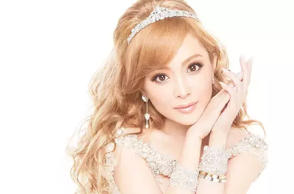 浜崎あゆみ サブスクプレイリスト「浜崎あゆみと過ごす夏の曲」楽曲更新