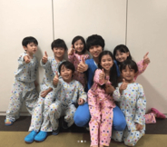 山崎賢人、子供たちとの仲良し写真公開にドラマ視聴者は「続編期待！」