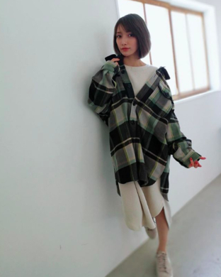 後藤真希 まとめ髪 笑顔の メンズライク コーデ披露に反響 カッコ可愛い ビジュアルが強すぎる 19年12月19日 エキサイトニュース