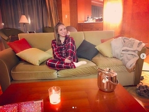 浜崎あゆみ、おでこ全開＆パジャマ姿のリラックス写真公開で「すっぴんあゆちゃん可愛すぎる」