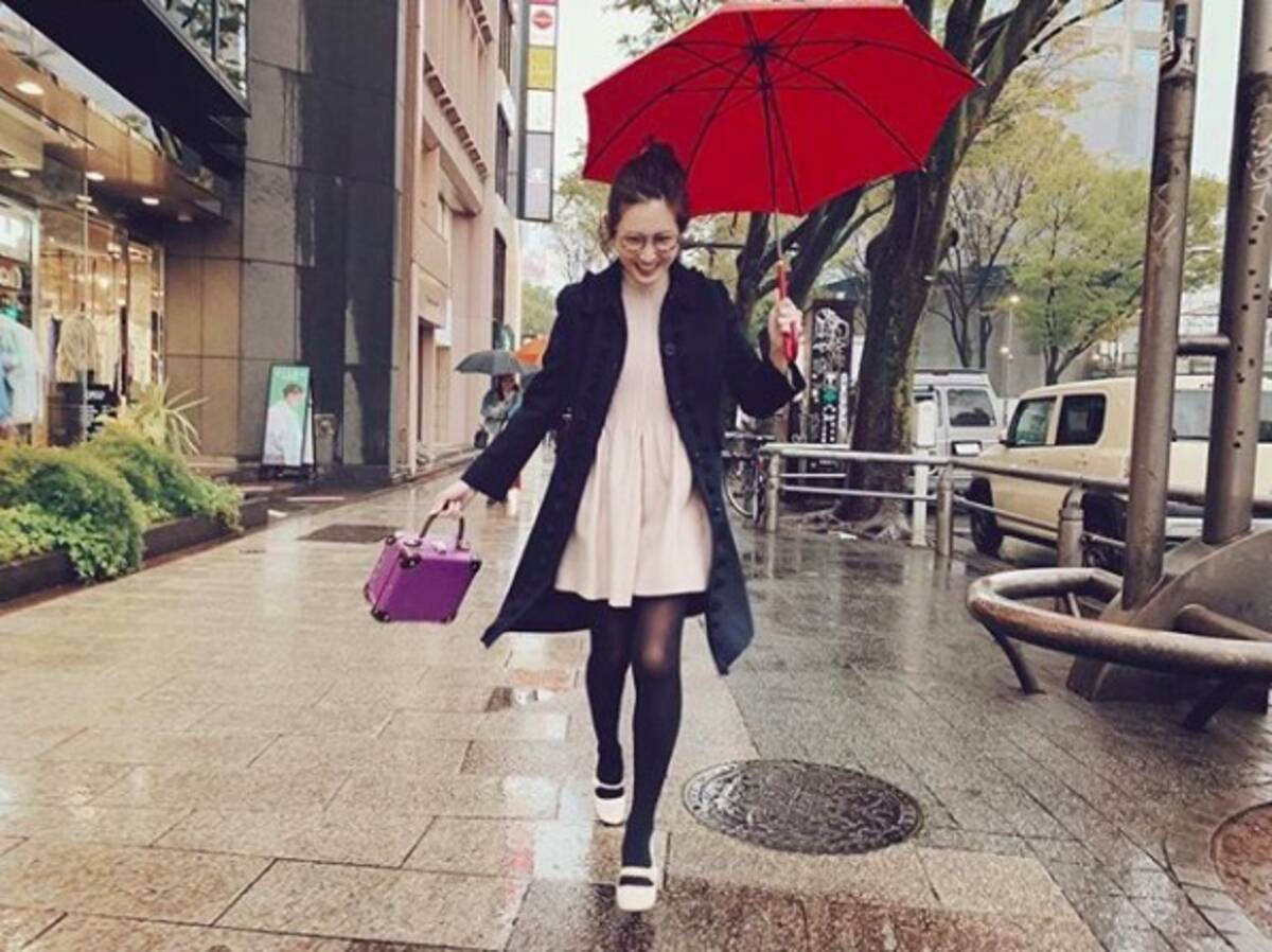 紗栄子 美脚のぞくミニ丈ファッション披露し反響 可愛いな 癒される 19年4月11日 エキサイトニュース