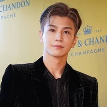 岩田剛典、“福田組”で求められる笑いのハードルの高さに「ついていくのが必死です」