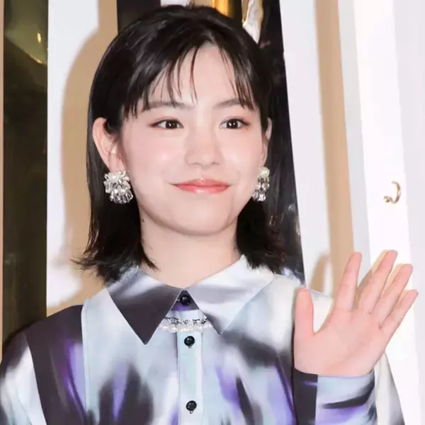 當真あみ、演技と振る舞いに憧れる女優とは？「お芝居のエネルギーに圧倒されて」