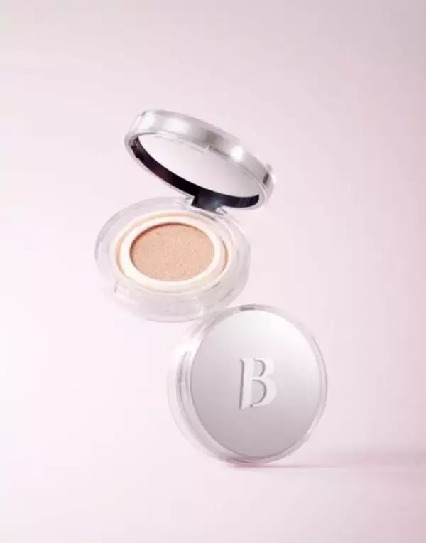 BANILA CO、第三のハイライター「デューブーストクッションハイライター」登場