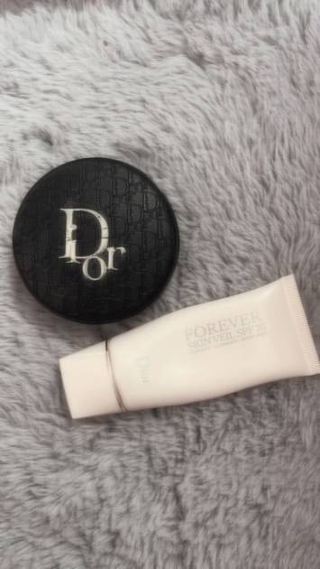 私のツヤ肌はこれで作る！Five emotion・向葵まるが愛用する鉄板ベースメイク【5えもんの興味津々】