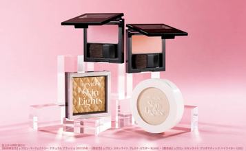 レブロン、きらめき×透明感で魅せるツヤ！ホリデー限定チーク＆パウダーを発売