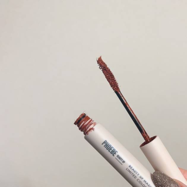 目元が垢抜け＆盛れる！竹下理恵が推しまくりのアイコスメTOP3