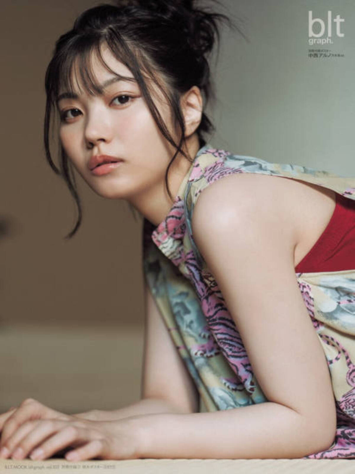 乃木坂46中西アルノ、大人っぽい魅力が漂うアップヘアSHOTにドキッ 
