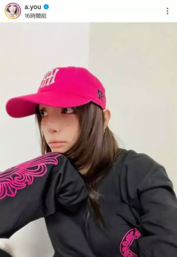 浜崎あゆみ、鮮やかなピンクが目を惹くコーデに「あゆー！！！って感じで好き」「めちゃ最高」の声