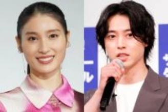 土屋太鳳、山崎賢人との“合宿感”ある2SHOTに「素敵すぎる写真」「ずっと仲良しでいてね！」