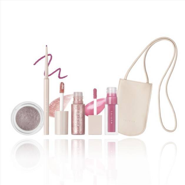 to/one、自ら輝きの光を放ち、幸せに満ちた女性”をイメージしたホリデーコレクションを発売！