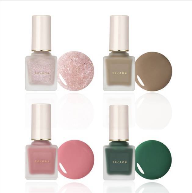 to/one、自ら輝きの光を放ち、幸せに満ちた女性”をイメージしたホリデーコレクションを発売！