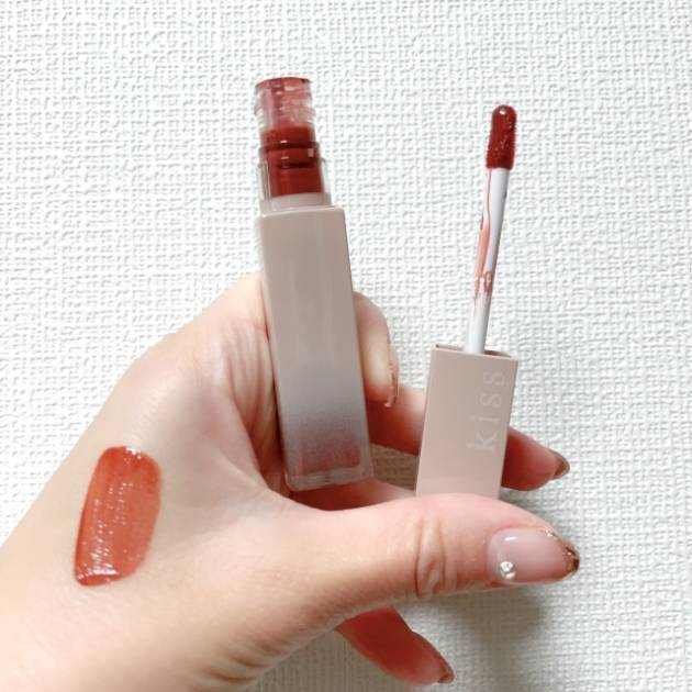 ホリデーリップは赤が大本命！使いやすくて華やかなレッド系リップを紹介