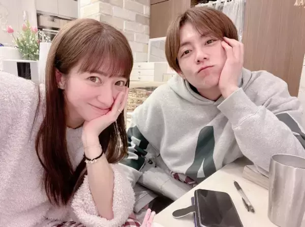 辻希美、夫・杉浦太陽とのまったりSHOT公開＆一緒にランチ作りを報告「子どもの成長って本当に早いね」