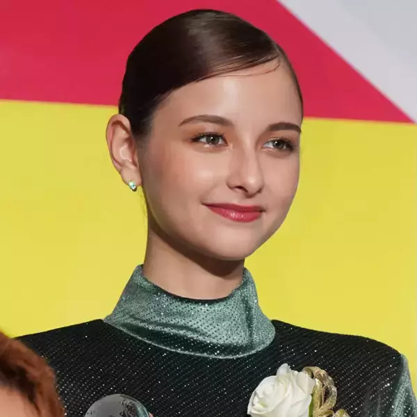 嵐莉菜、BLACKPINKのライブへ！推し活SHOTに反響「さすがに尊い」「天才的なかわいさ」