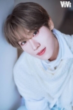 DXTEEN大久保波留、自然光で魅力がキラリ！『ViVi国宝級イケメンランキング』の「僕イケメン部門」初代王者に