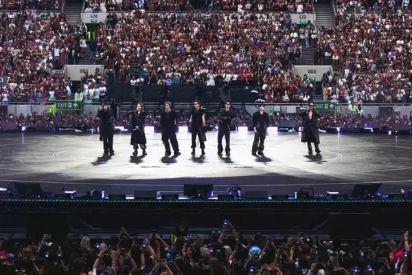 BTS、ロンドン公演に約13万人が集結。スタジアムの開場以来最多の観客数を記録し、圧倒的な存在感を示す