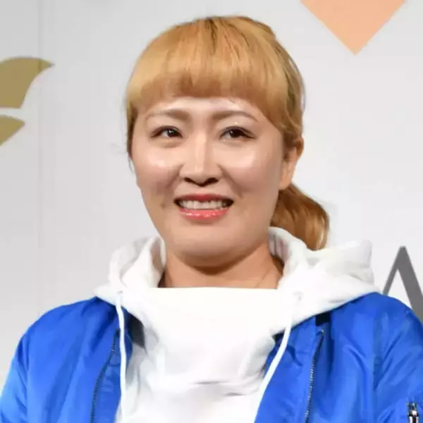 第1子妊娠中の丸山桂里奈、赤ちゃんの成長を仕事中も実感「反応するようになりました」