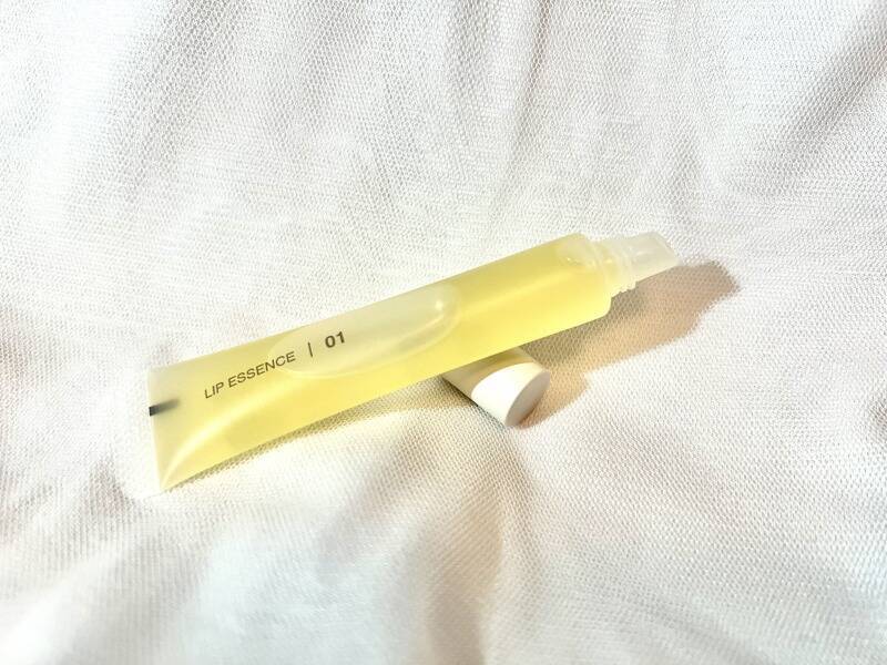 ​​エミリン「すっごい潤う」高保湿が叶う“千円以下”【無印良品】リップエッセンスに感激