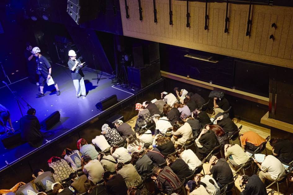 もしライブ中に地震が起こったら？「避難体験ライブ」で感じた、音楽が人に寄り添う力