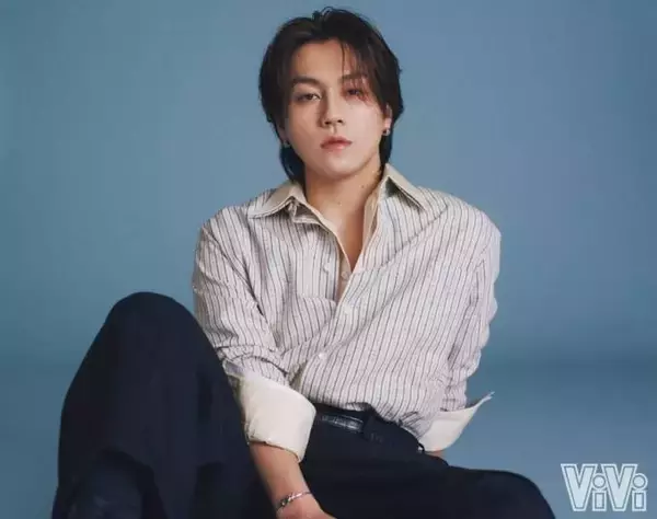 Travis Japan・松田元太が『ViVi国宝級イケメンランキング』NOW部門首位に！色っぽいシャツ姿を披露