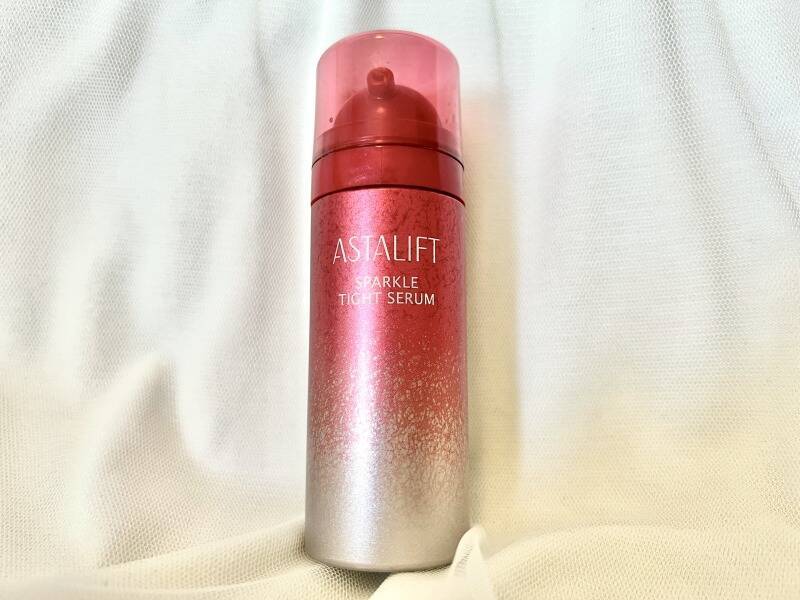 千賀健永、毛穴の引き締め＆むくみにも効果を実感した愛用美容液「すっごいスッキリ」