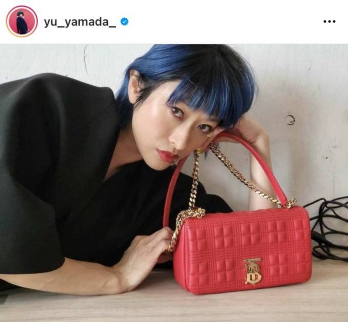 山田優 ブルーのショートヘア公開し反響 髪の色カッコいい クール 22年4月25日 エキサイトニュース