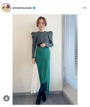 「産後とは思えぬ美しさ」鈴木亜美、ほっそり美スタイルの衣装SHOTに絶賛の声「凄く綺麗」