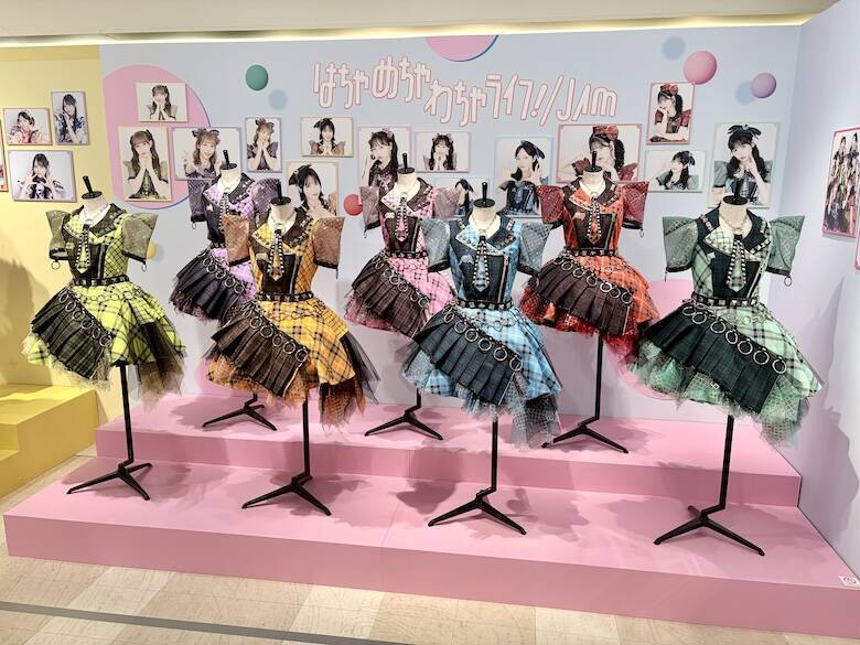 なぜアイドル衣装は“ファッションアーカイブ”になったのか　KAWAII LAB.衣装展にFRUITS ZIPPER、CANDY TUNEら154着が集結