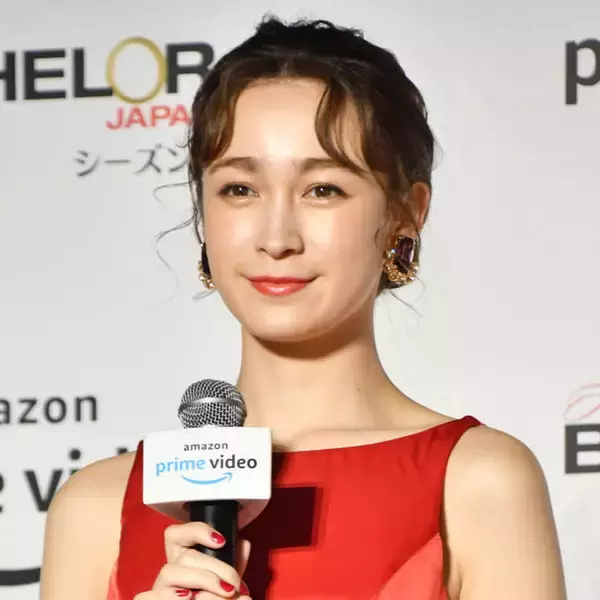 藤井サチ「本当盛れる」お気に入りの涙袋ペンシルを紹介