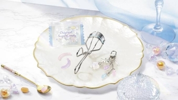 アイプチ(R)、ひとえ・奥ぶたえ用カーラーに“キャンディショップ”をイメージしたチャーム付き限定品が登場