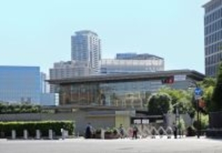 支持率と不満の乖離　政治と国民の認識差を生む構造