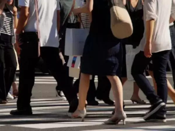 エイジングケアは「成分」から「設計」へ　化粧品市場で広がる「肌土台」という競争軸