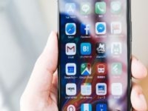 SNS型投資詐欺、被害額1兆円超の推計──AI偽広告と巧妙な誘導の手口