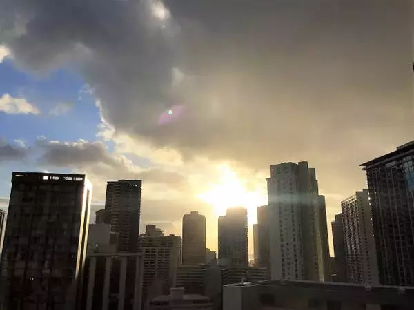 静かな退職が日本でも拡散中。会社に尽くさない働き方の正体