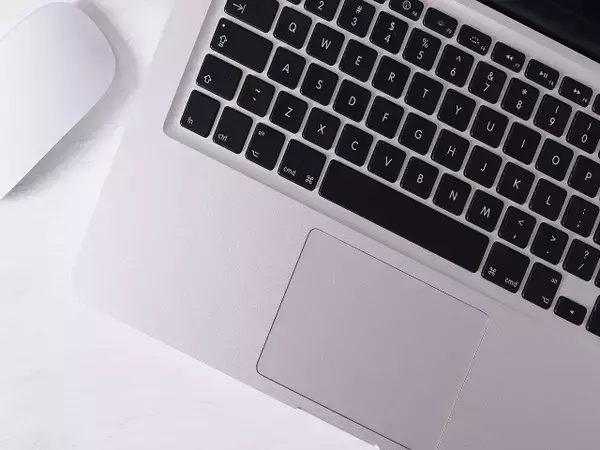 なぜ午後は集中力が切れるのか。体内時計が生む「午後の谷」の正体