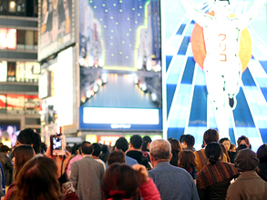 同じ年収でも分かれる家計　「可処分余力」が生む消費の二極化