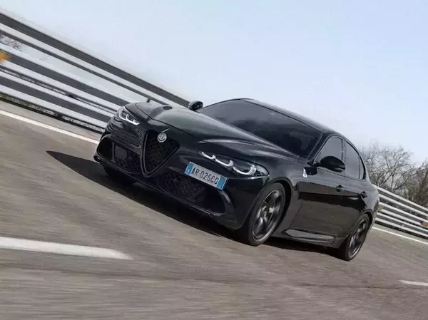 Stellantis、アルファ「GIULIA Quadrifoglio」、そのスポーツ性をブラッシュアップした46台の限定車発売