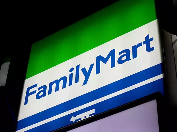 多様化する「処方薬」受け取り。ファミリーマートが処方薬の店舗受け取りサービスを開始