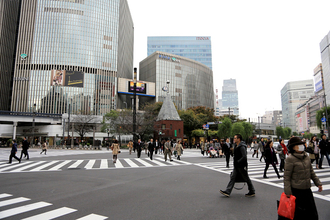 消費が伸びない理由。「消費に回らない」日本経済の深層