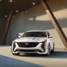 SUV全盛でもセダンは残るのか　キャデラックに見る高級車市場の現実