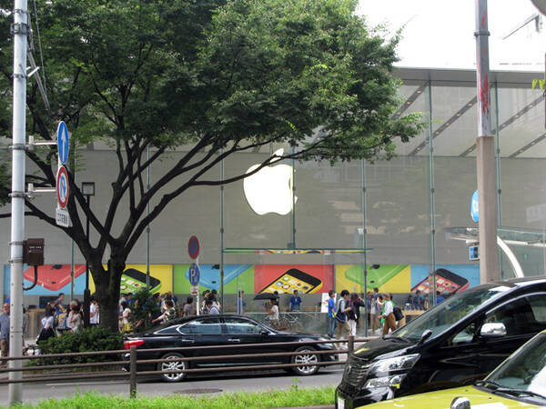 マクドナルドのマックショップ跡地に出来たmac Shop Apple Store表参道店はキレイで開放的 14年6月19日 エキサイトニュース