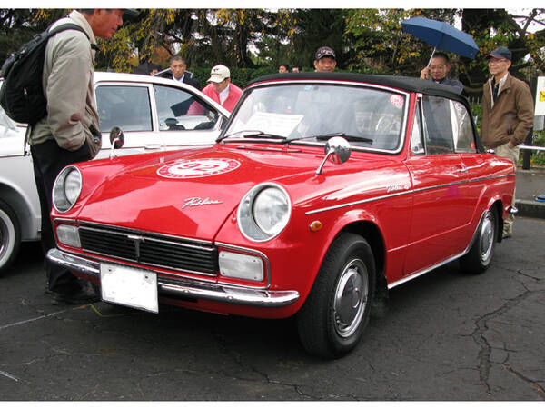 名車概論 1955年の国民車構想が生んだ大衆車から派生 トヨタ パブリカ コンバーチブル 15年2月15日 エキサイトニュース