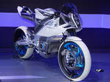 「【東京モーターショー】2輪駆動のEVバイクをヤマハが世界初公開」の画像1