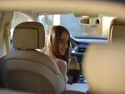 免許を持っている20代女性、20代男性よりも多く　車所有率も女性がリード