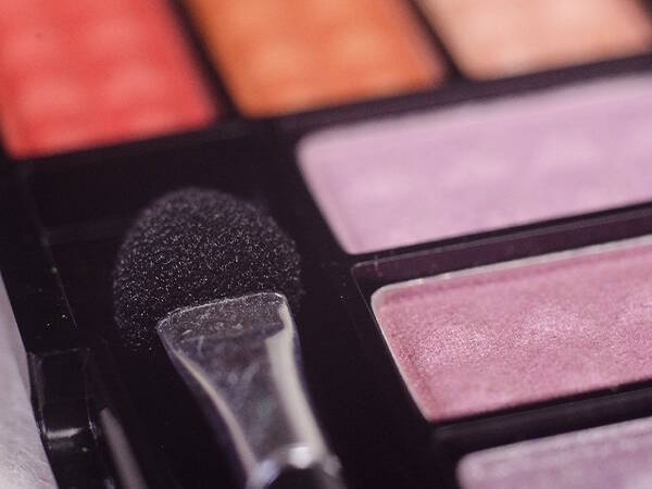 世界各国で人気を博する日本の化粧品ブランド　インド市場では敗退