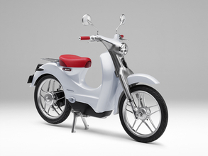 東京モーターショーで出品した電動バイク「Honda EV-Cub」が市販化決定